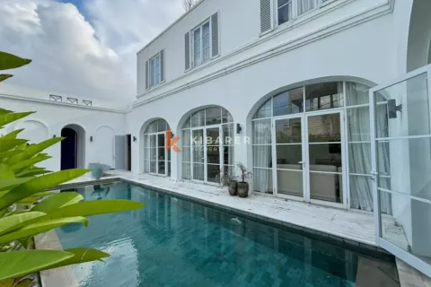 3 bedrooms Villa in Tibubeneng, Badung, Indonesia No. 11847 8