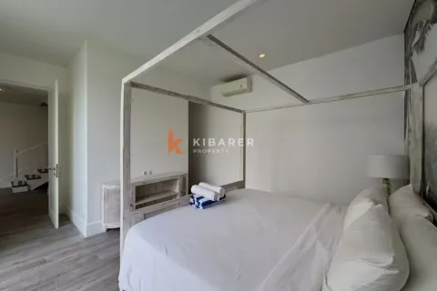 3 bedrooms Villa in Tibubeneng, Badung, Indonesia No. 11847 10
