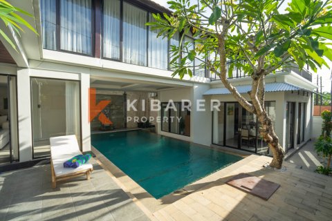 4 bedrooms Villa in Jimbaran, Badung, Indonesia No. 12727 4