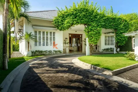 3 bedrooms Villa in Canggu, Badung, Indonesia No. 12731 2