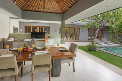 3 bedrooms Villa in Badung, Indonesia No. 12733 13