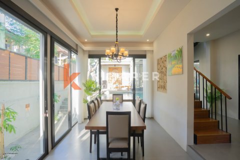 4 bedrooms Villa in Jimbaran, Badung, Indonesia No. 12728 15