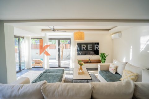 4 bedrooms Villa in Jimbaran, Badung, Indonesia No. 12728 12