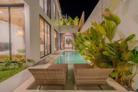 4 bedrooms Villa in Badung, Indonesia No. 10563 2
