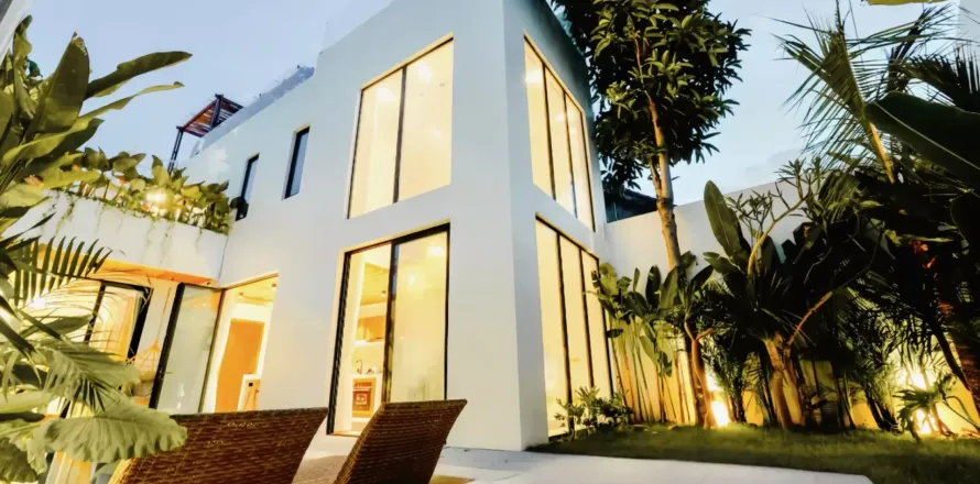 4 bedrooms Villa in Badung, Indonesia No. 10563