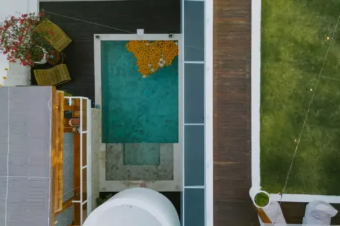 2 bedrooms Villa in Kerobokan, Badung, Indonesia No. 10558 2