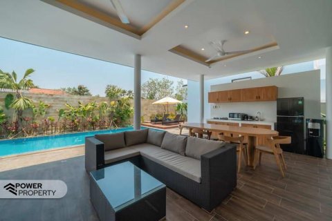 Вилла с 3 спальнями в Seminyak, Бадунг,  № 9111 26