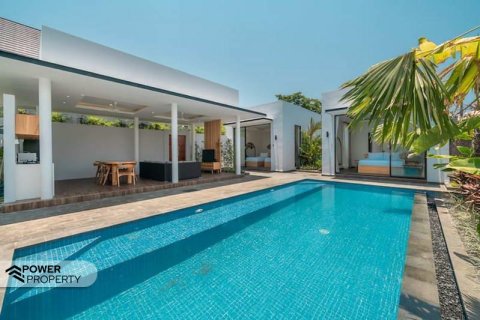 Вилла с 3 спальнями в Seminyak, Бадунг,  № 9111 20