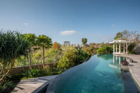 3 bedrooms Villa in Ungasan, Badung, Indonesia No. 12812