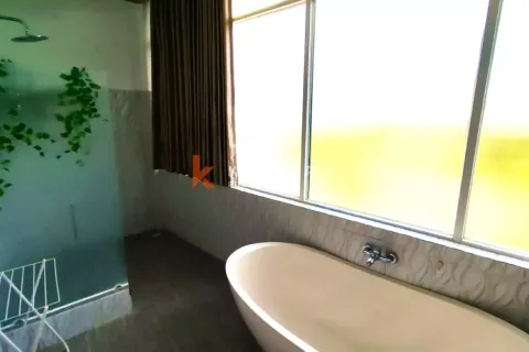 4 bedrooms Villa in Ungasan, Badung, Indonesia No. 12810 6
