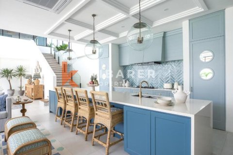 5 bedrooms Villa in Tibubeneng, Badung, Indonesia No. 12339 9