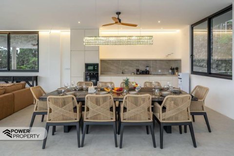 Вилла с 4 спальнями в Убуд, Гианьяр, Индонезия № 9765 5