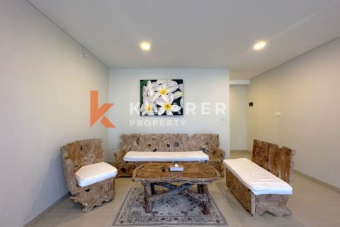 3 bedrooms Villa in Jimbaran, Badung, Indonesia No. 13063 14