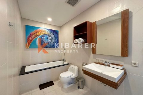 2 bedrooms Villa in Jimbaran, Badung, Indonesia No. 13064 12
