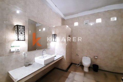 2 bedrooms Villa in Badung, Indonesia No. 13065 10