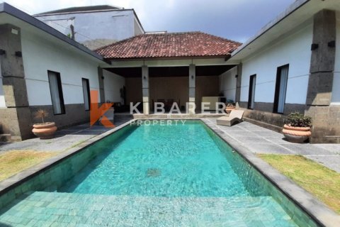 2 bedrooms Villa in Badung, Indonesia No. 13065