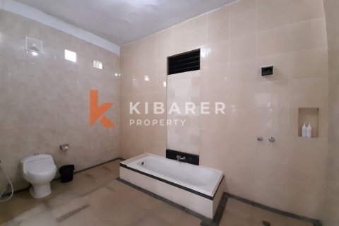 2 bedrooms Villa in Badung, Indonesia No. 13065 4