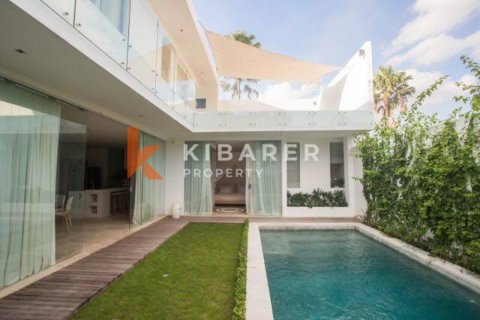 3 bedrooms Villa in Tibubeneng, Badung, Indonesia No. 12438 7