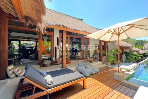 3 bedrooms Villa in Canggu, Badung, Indonesia No. 12436 16
