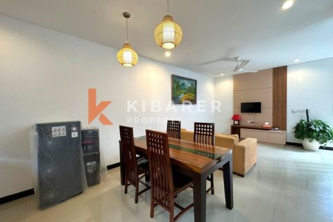 2 bedrooms Villa in Canggu, Badung, Indonesia No. 12435 4