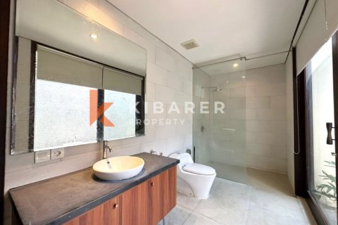 2 bedrooms Villa in Canggu, Badung, Indonesia No. 12435 10