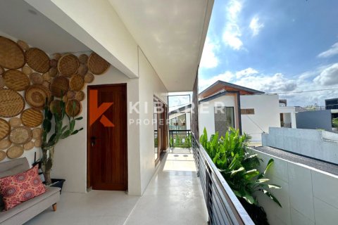 3 bedrooms Villa in Tibubeneng, Badung, Indonesia No. 12437 5