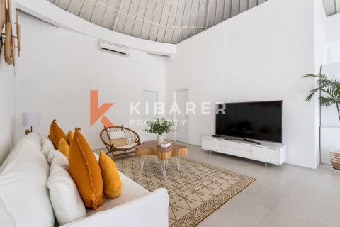 3 bedrooms Villa in Tibubeneng, Badung, Indonesia No. 12434 13