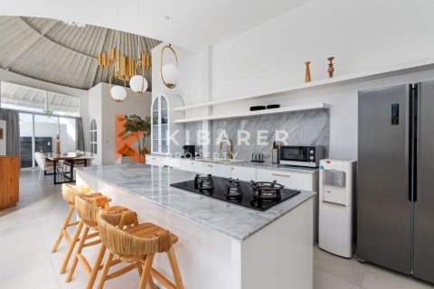 3 bedrooms Villa in Tibubeneng, Badung, Indonesia No. 12434 23