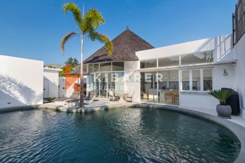 3 bedrooms Villa in Tibubeneng, Badung, Indonesia No. 12434 3