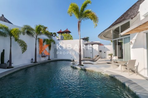3 bedrooms Villa in Tibubeneng, Badung, Indonesia No. 12434 4