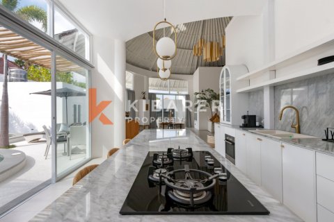 3 bedrooms Villa in Tibubeneng, Badung, Indonesia No. 12434 24