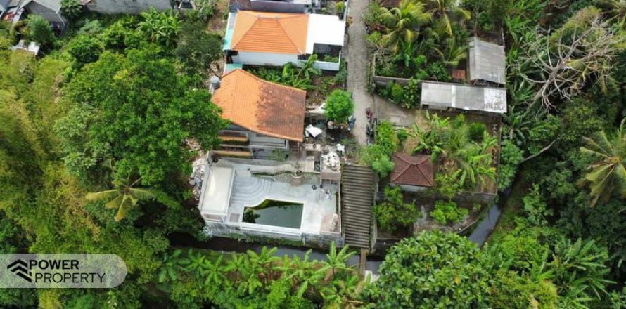 270m2 Land in Tabanan, Indonesia No. 13347