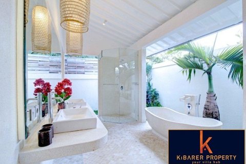 Вилла с 4 спальнями в Seminyak, Бадунг, Индонезия № 10461 24