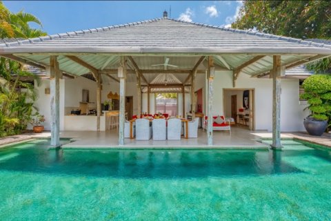 Вилла с 4 спальнями в Seminyak, Бадунг, Индонезия № 10461 10