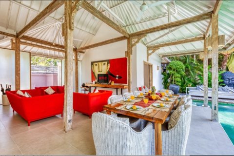 Вилла с 4 спальнями в Seminyak, Бадунг, Индонезия № 10461 15