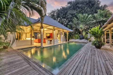 Вилла с 4 спальнями в Seminyak, Бадунг, Индонезия № 10461