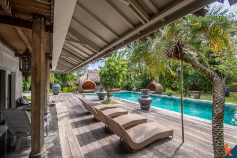 4 bedrooms Villa in Badung, Indonesia No. 10987 7
