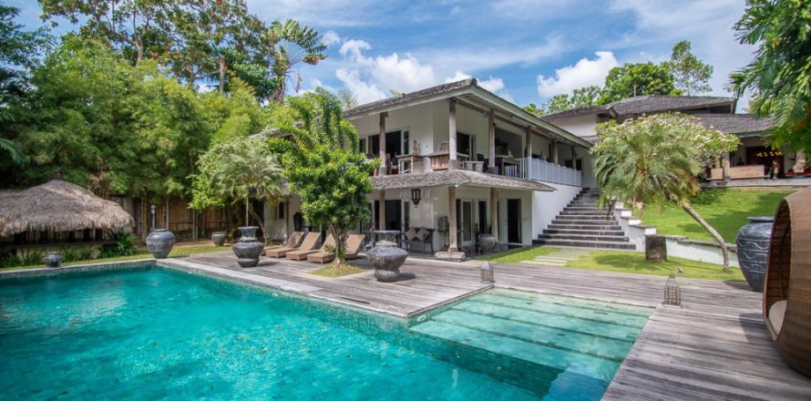 4 bedrooms Villa in Badung, Indonesia No. 10987
