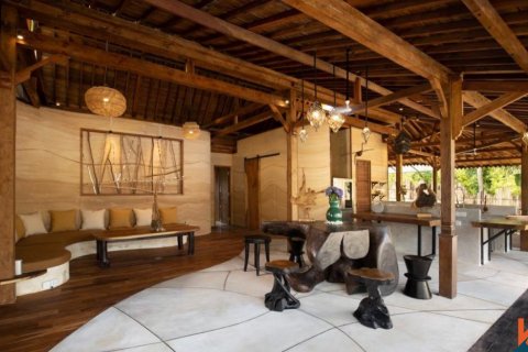 4 bedrooms Villa in Gianyar, Indonesia No. 10983 5