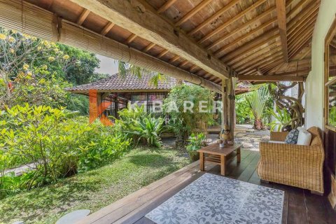 5 bedrooms Villa in Badung, Indonesia No. 12333 3