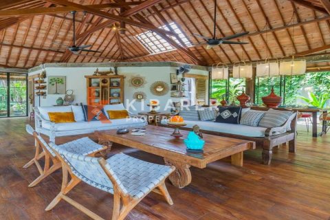 5 bedrooms Villa in Badung, Indonesia No. 12333 24