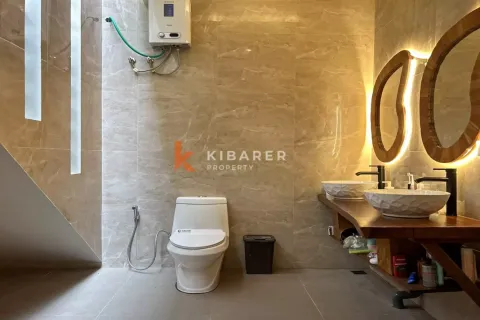 4 bedrooms Villa in South Kuta, Badung, Indonesia No. 12335 27