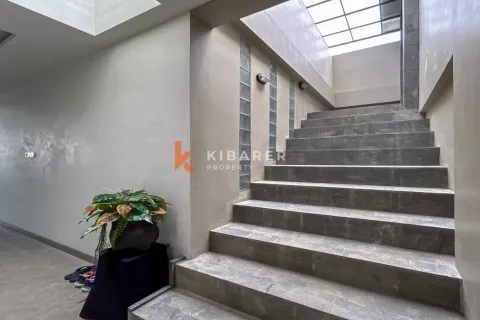 4 bedrooms Villa in South Kuta, Badung, Indonesia No. 12335 10