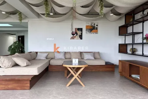 4 bedrooms Villa in South Kuta, Badung, Indonesia No. 12335 5
