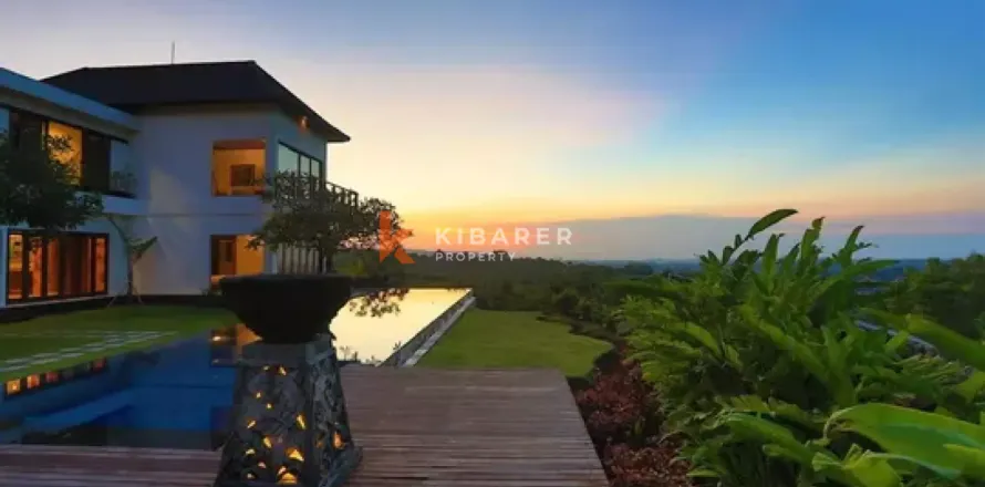 3 bedrooms Villa in Ungasan, Badung, Indonesia No. 12337