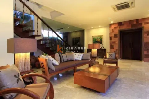 3 bedrooms Villa in Ungasan, Badung, Indonesia No. 12337 6