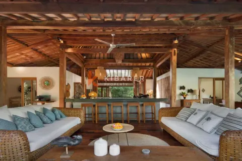 4 bedrooms Villa in Badung, Indonesia No. 12332 5