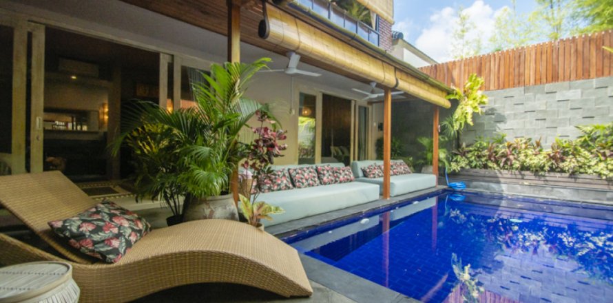 3 bedrooms Villa in Badung, Indonesia No. 10653
