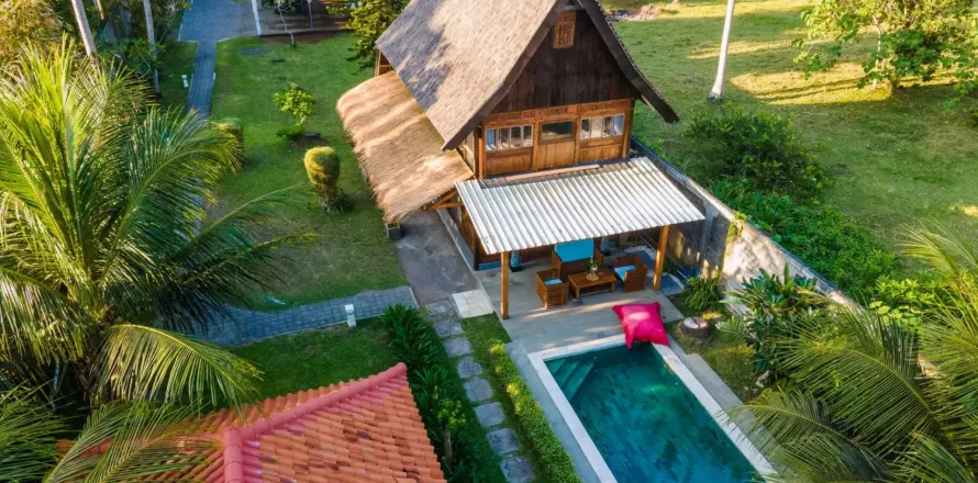 6 bedrooms Villa in Tabanan, Indonesia No. 10888