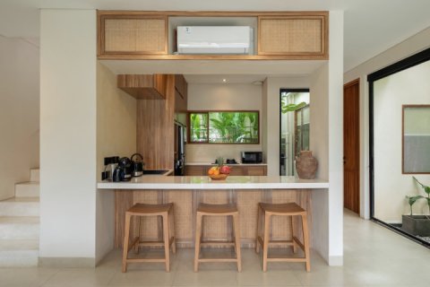 6 bedrooms Villa in South Kuta, Badung, Indonesia No. 8336 16